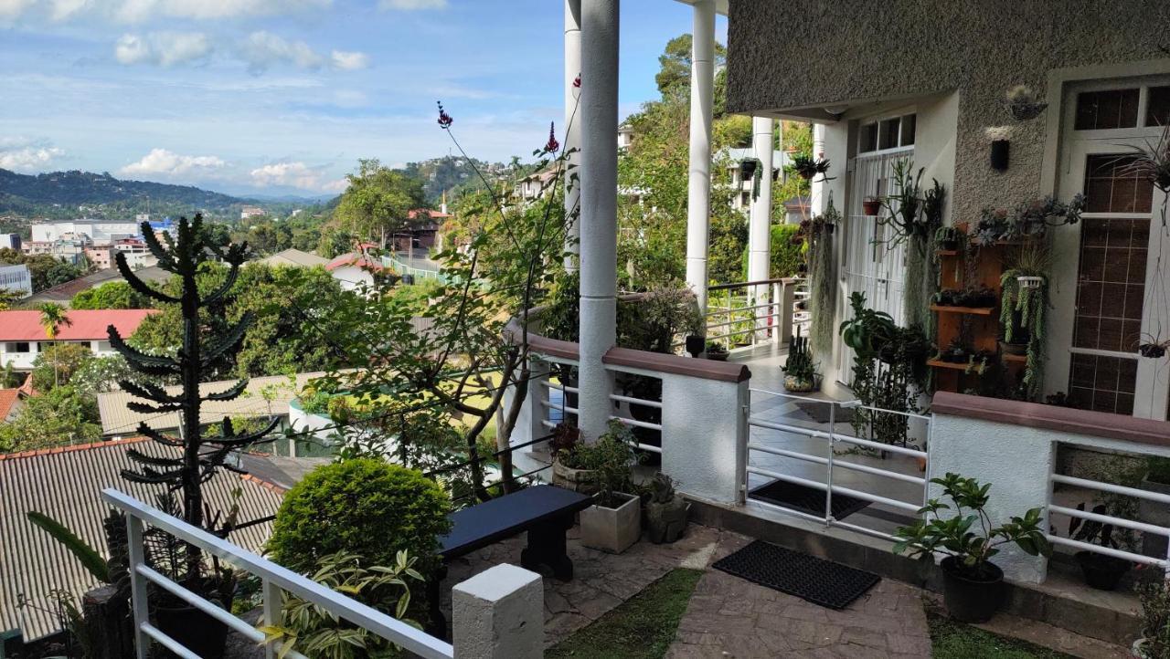 Marvel Hills Kandy Exteriér fotografie