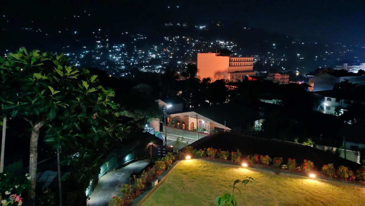 Marvel Hills Kandy Exteriér fotografie