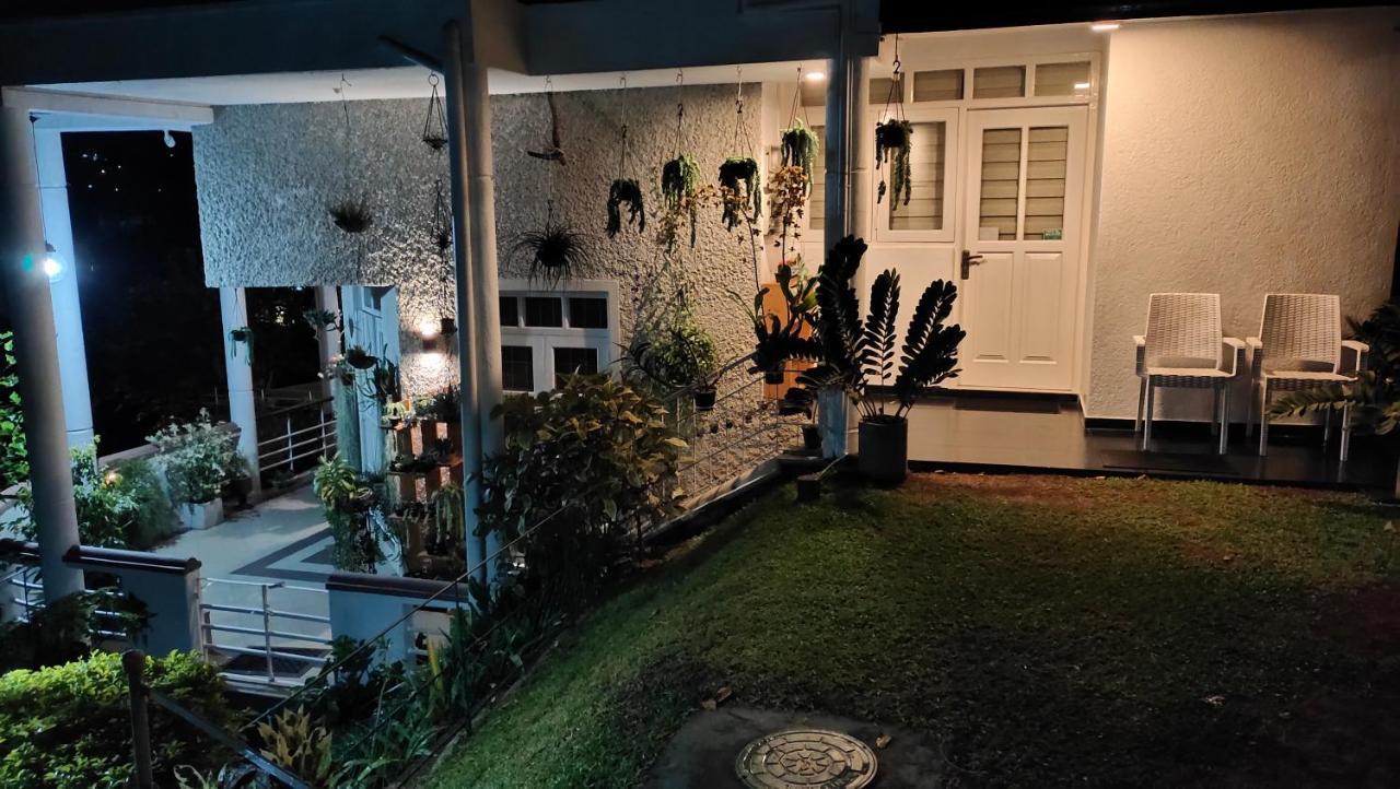 Marvel Hills Kandy Exteriér fotografie