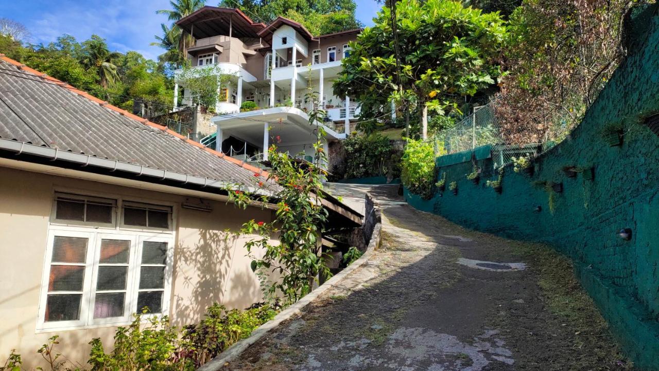 Marvel Hills Kandy Exteriér fotografie